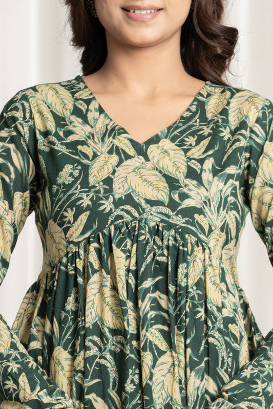 SANGAKURTI Green Tops