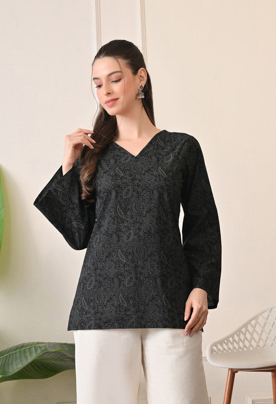 SANGAKURTI Black Tops