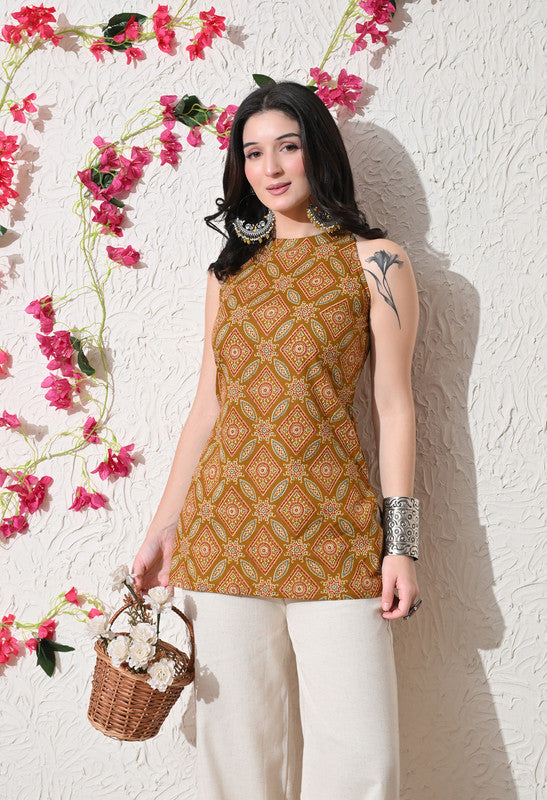 SANGAKURTI Mustard Tops