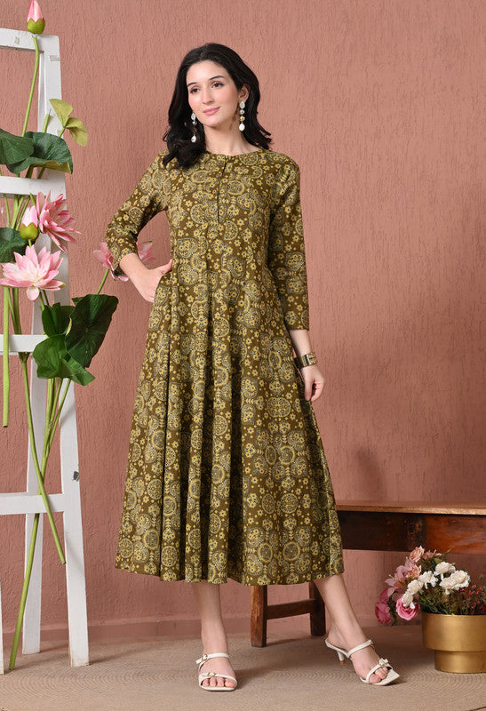 SANGAKURTI GREEN Dresses