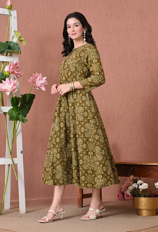 SANGAKURTI GREEN Dresses