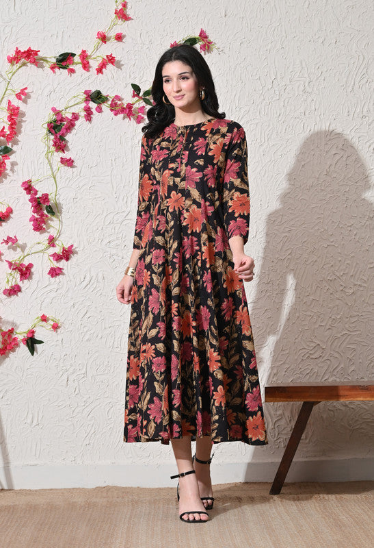 SANGAKURTI BLACK Dresses