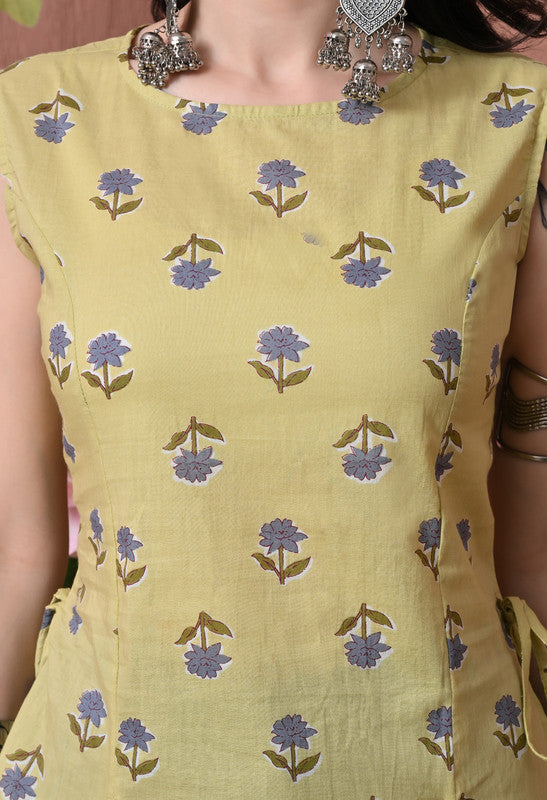 SANGAKURTI PISTA GREEN Kurtis