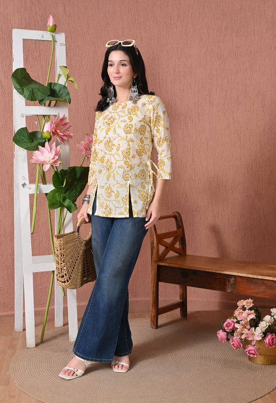SANGAKURTI OFF WHITE Kurtis