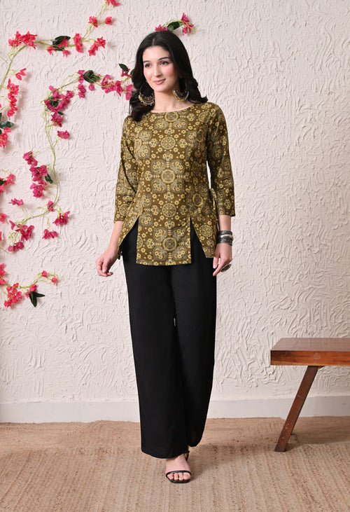 SANGAKURTI GREEN Kurtis
