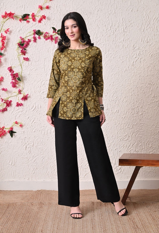 SANGAKURTI GREEN Kurtis